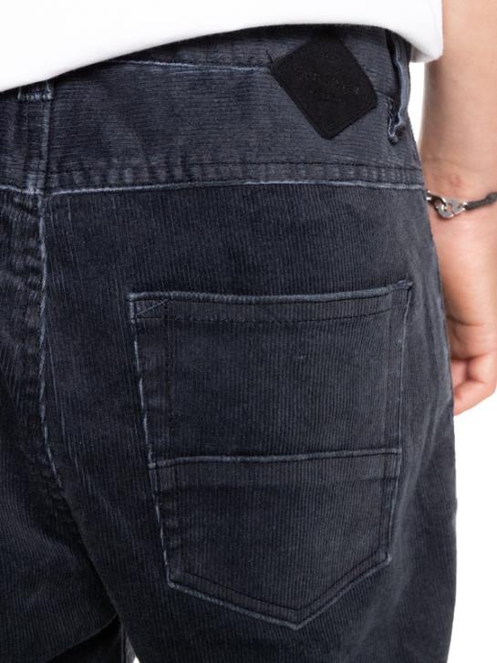 chłopcy Quiksilver 8-16 Kracker zwężane sztruksowe spodnie 4DBV2330 czarny